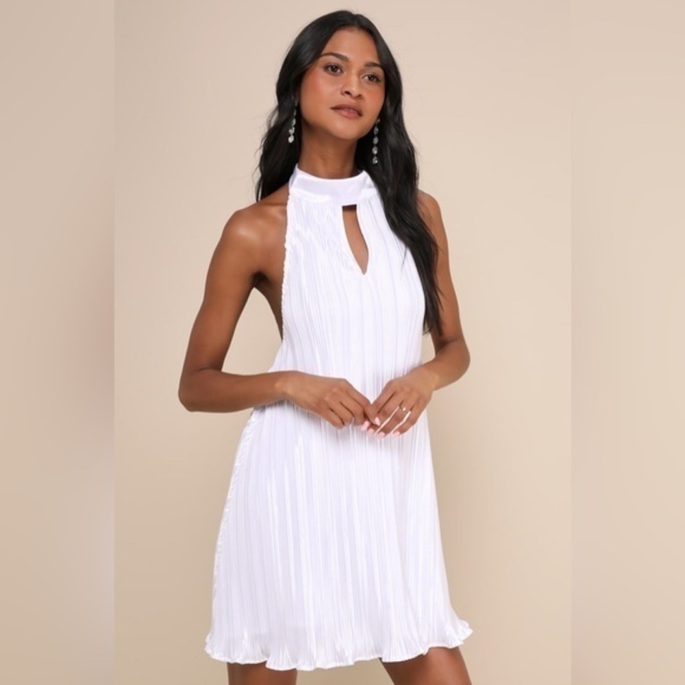 NEW Lulus Pretty Aura White Satin Plisse Mock Neck Mini Swing Summer Dress Sz XS
